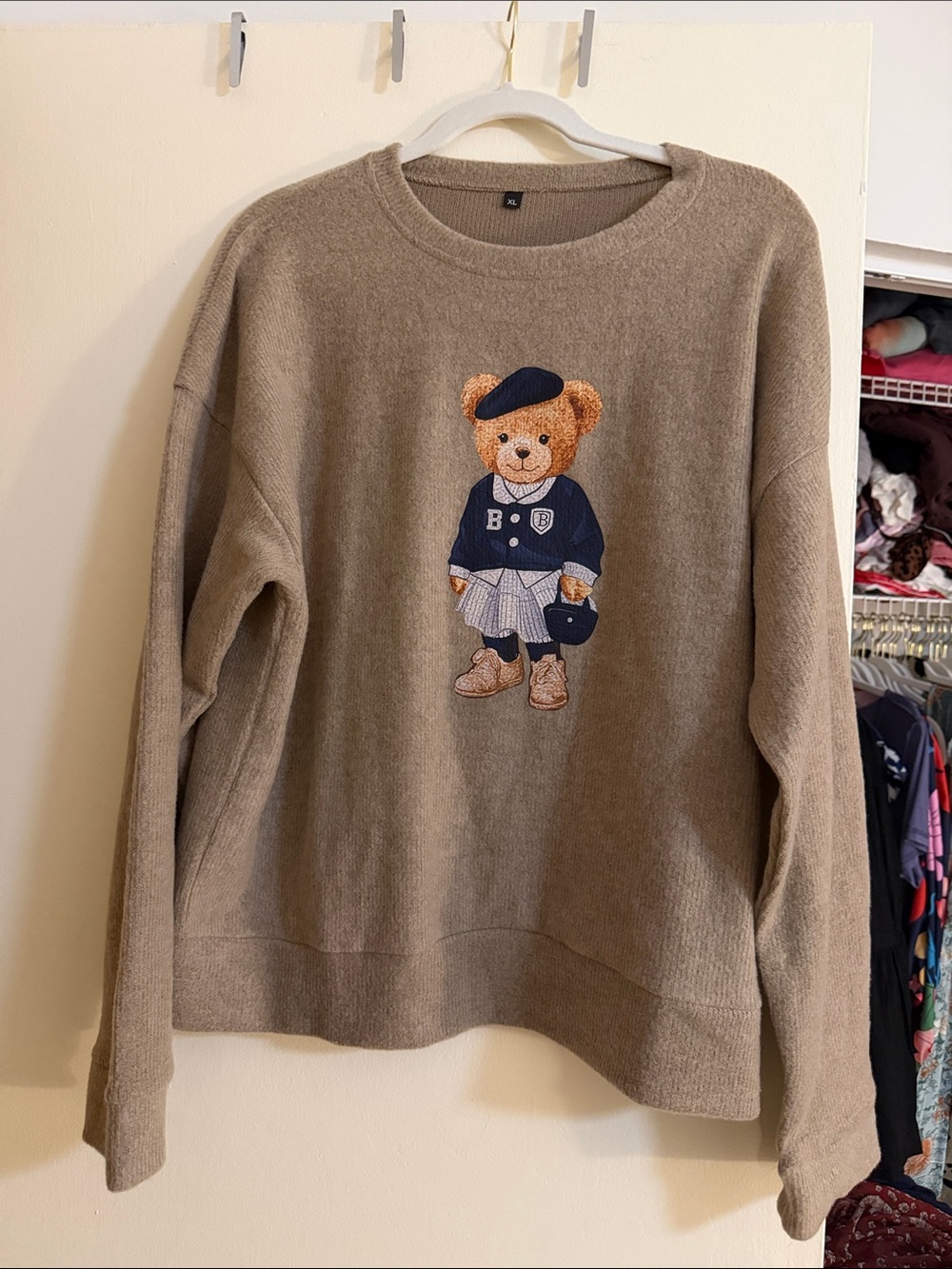 SHEIN Bear Crewneck Sweater